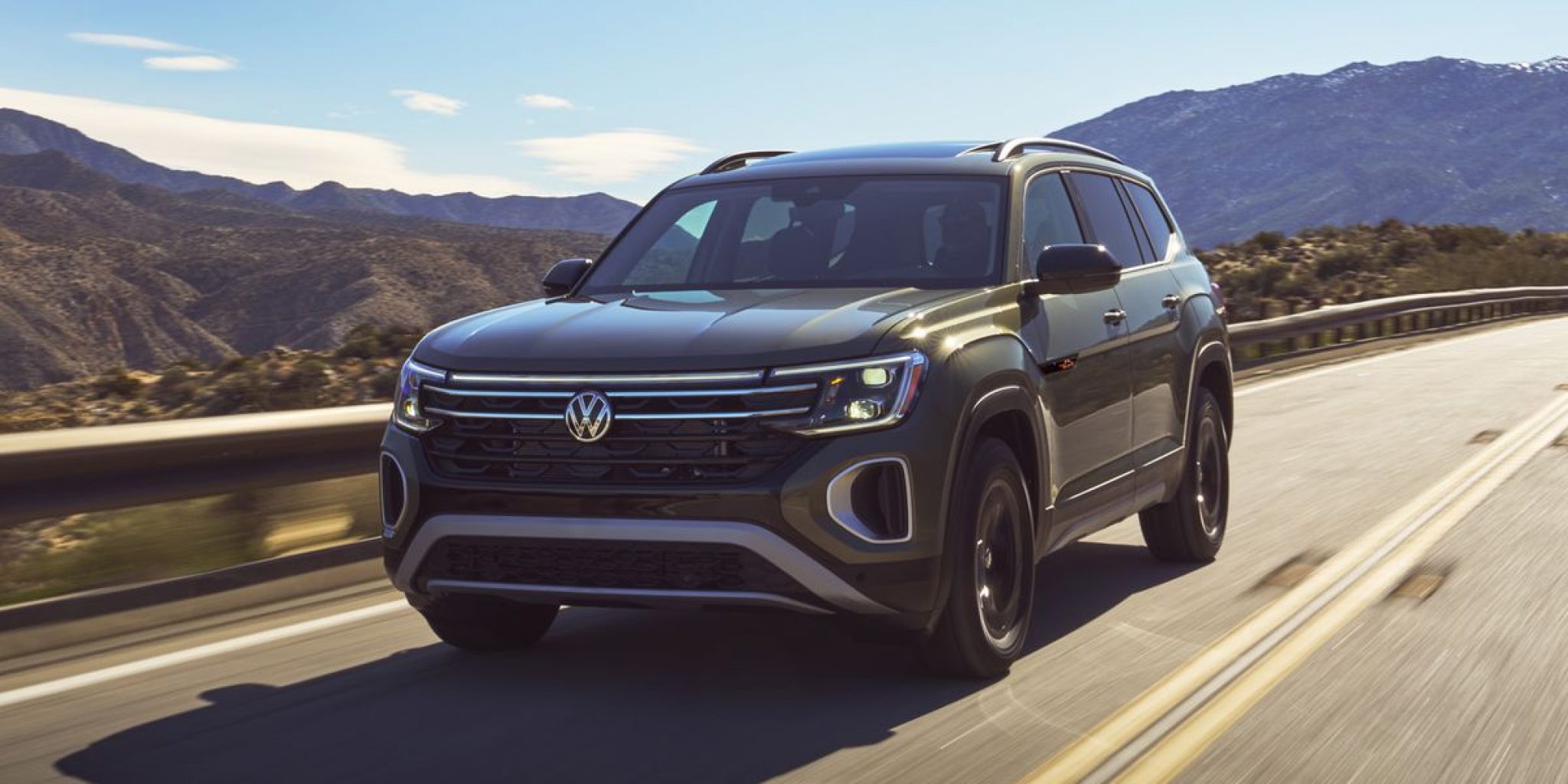 Photos of the 2024 Volkswagen Atlas with Peak Edition Trim Used Cars