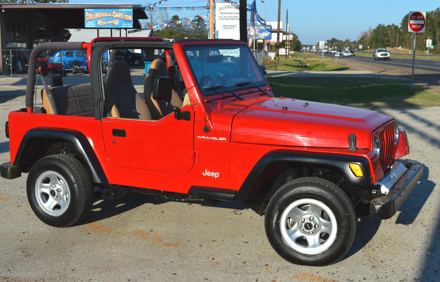 1997 Jeep Wrangler SE 2dr 4WD SUV 1997 Jeep Wrangler SE 2dr 4WD SUV Manual  5-Speed 4WD I4  Gasoline 2022 2023 is in stock and for sale - Price &  Review 2022 2023