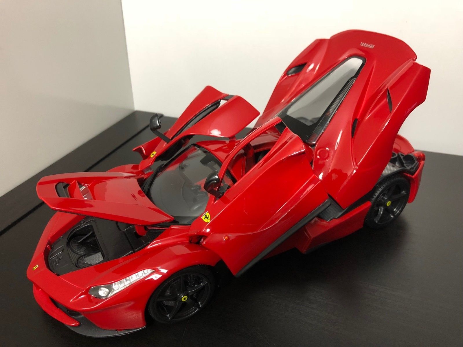 1524663731_297_AwesomeAmazingGreat Maisto Ferrari LaFerrari 118 Scale Model Car 2017 20182018 201920172018