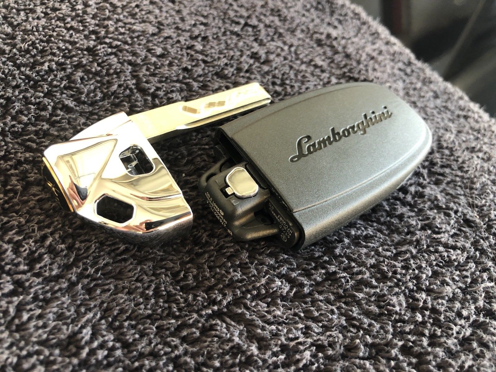 REAL OEM Lamborghini Huracan Key Fob 3 Button Keyless 2017 ...
